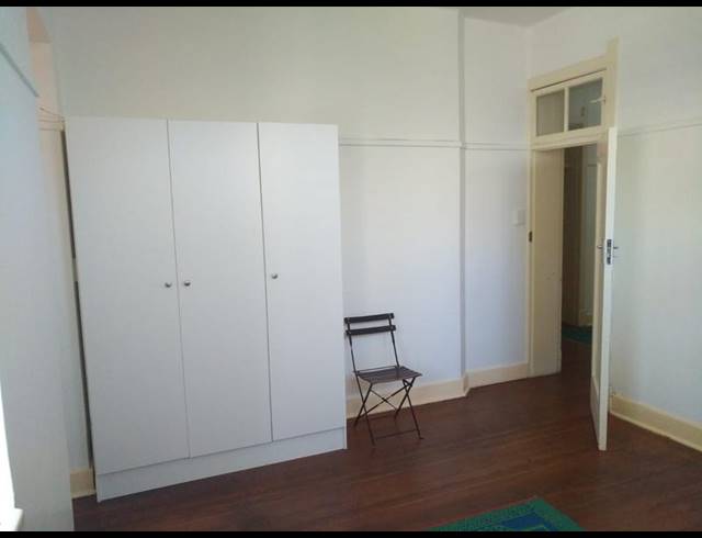 2 BEDROOM APARTMENT FOR SALE IN KENSINGTON